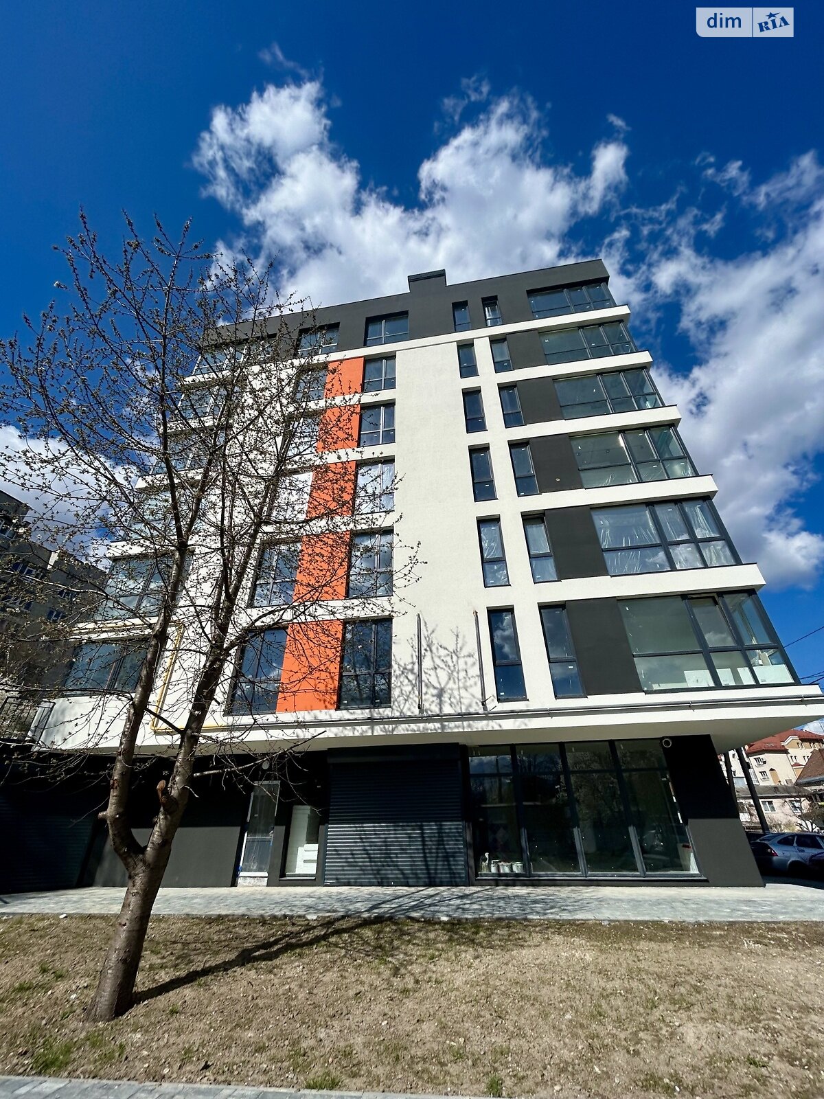 Продажа трехкомнатной квартиры в Львове, на ул. Кульпарковская 190, район Южный фото 1 Продажа трехкомнатной квартиры в Львове, на ул. Кульпарковская 190, район Южный фото 1