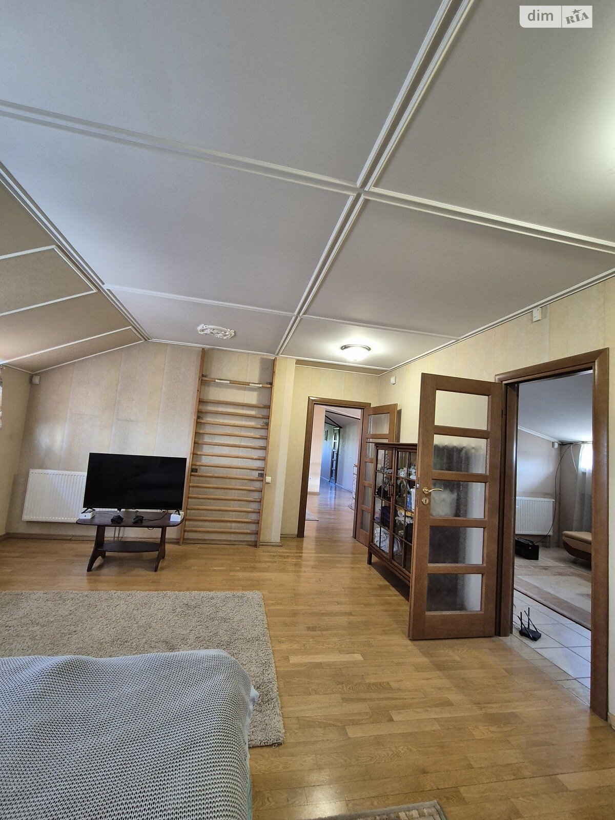 Продажа шестикомнатной квартиры в Львове, на ул. Кульпарковская 128А, район Южный фото 1 Продажа шестикомнатной квартиры в Львове, на ул. Кульпарковская 128А, район Южный фото 1