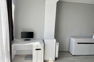 Продаж двокімнатної квартири в Львові, на вул. Пулюя Івана, район Південний Масив фото 2