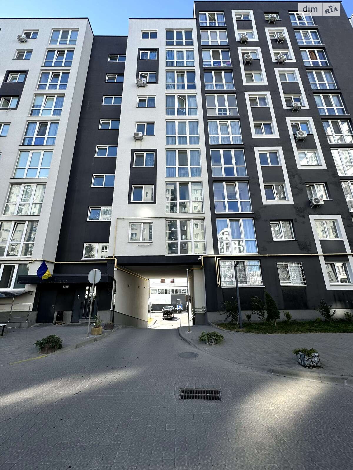 Продаж двокімнатної квартири в Львові, на вул. Трускавецька 127, район Південний Масив фото 1 Продаж двокімнатної квартири в Львові, на вул. Трускавецька 127, район Південний Масив фото 1