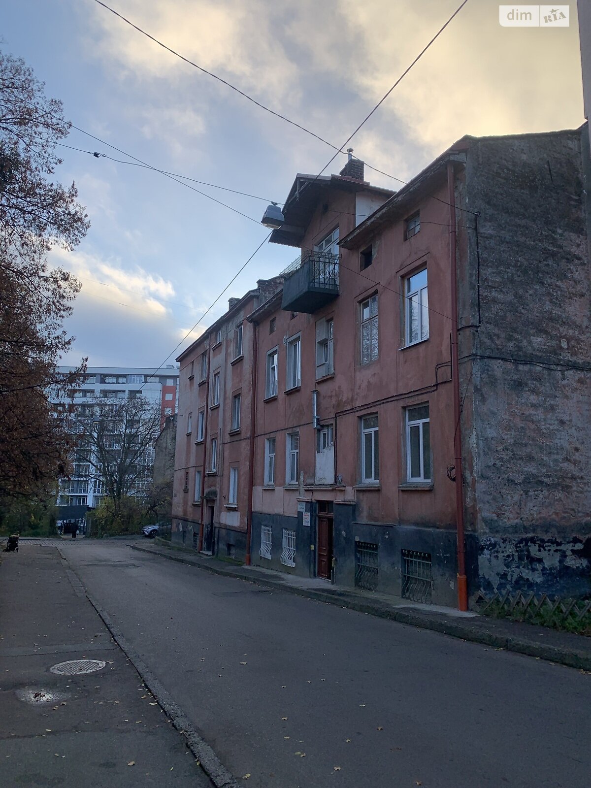 Продажа трехкомнатной квартиры в Львове, на ул. Братьев Дужих 1, район Зализнычный фото 1