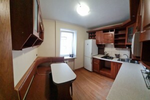 Продажа четырехкомнатной квартиры в Львове, на ул. Городоцкая 188, район Зализнычный фото 2