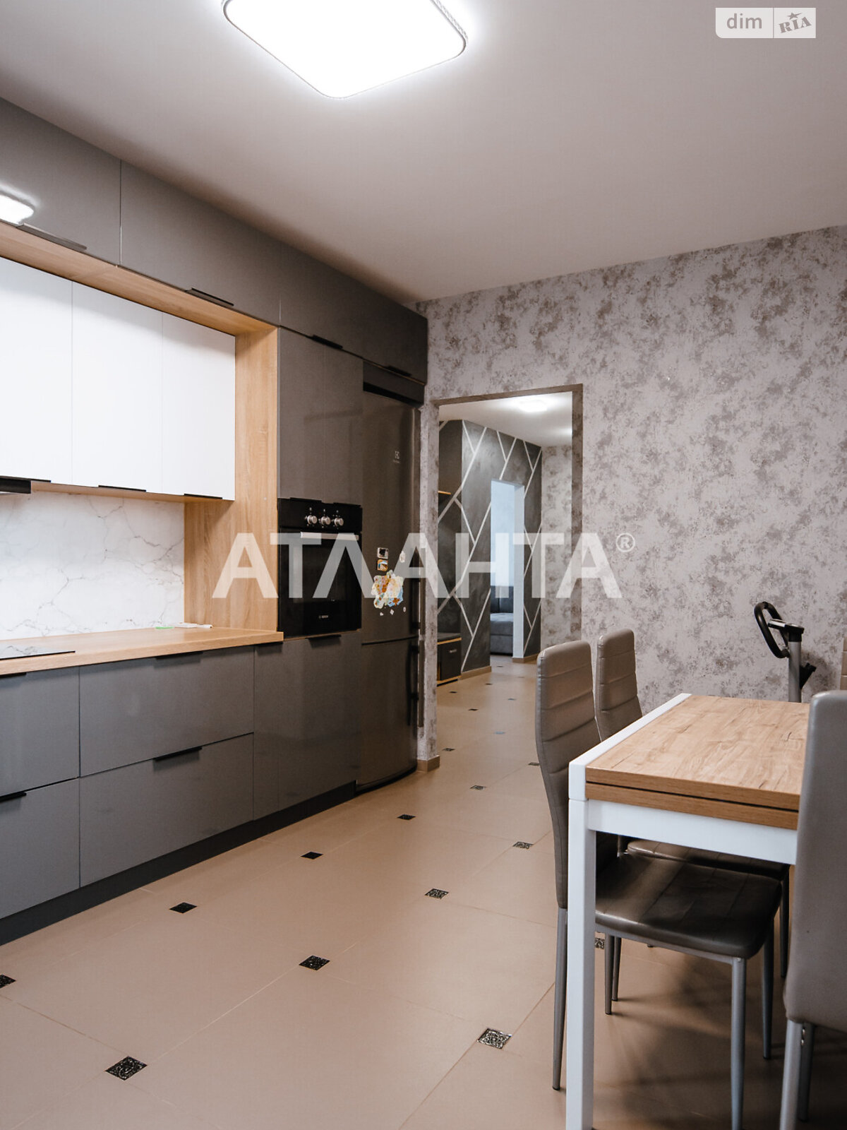 Продажа трехкомнатной квартиры в Львове, на ул. Городоцкая, район Зализнычный фото 1 Продажа трехкомнатной квартиры в Львове, на ул. Городоцкая, район Зализнычный фото 1