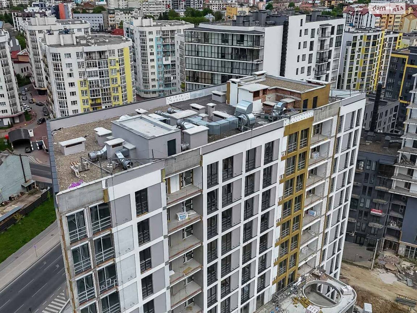 Продажа двухкомнатной квартиры в Львове, на ул. Железнодорожная 7, район Привокзальная фото 1 Продажа двухкомнатной квартиры в Львове, на ул. Железнодорожная 7, район Привокзальная фото 1