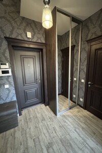 Продажа трехкомнатной квартиры в Львове, на ул. Караджича 29Г, район Зализнычный фото 2