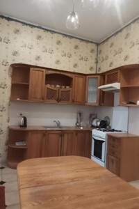 Продажа трехкомнатной квартиры в Львове, на ул. Коротка, район Зализнычный фото 2