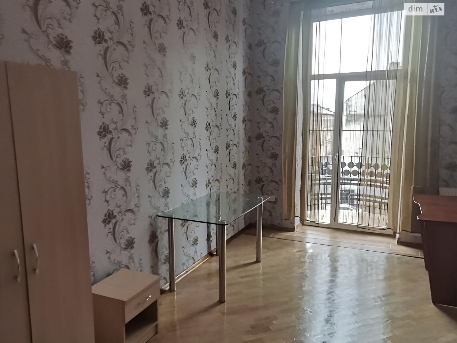 Продажа трехкомнатной квартиры в Львове, на ул. Коротка, район Зализнычный фото 1 Продажа трехкомнатной квартиры в Львове, на ул. Коротка, район Зализнычный фото 1