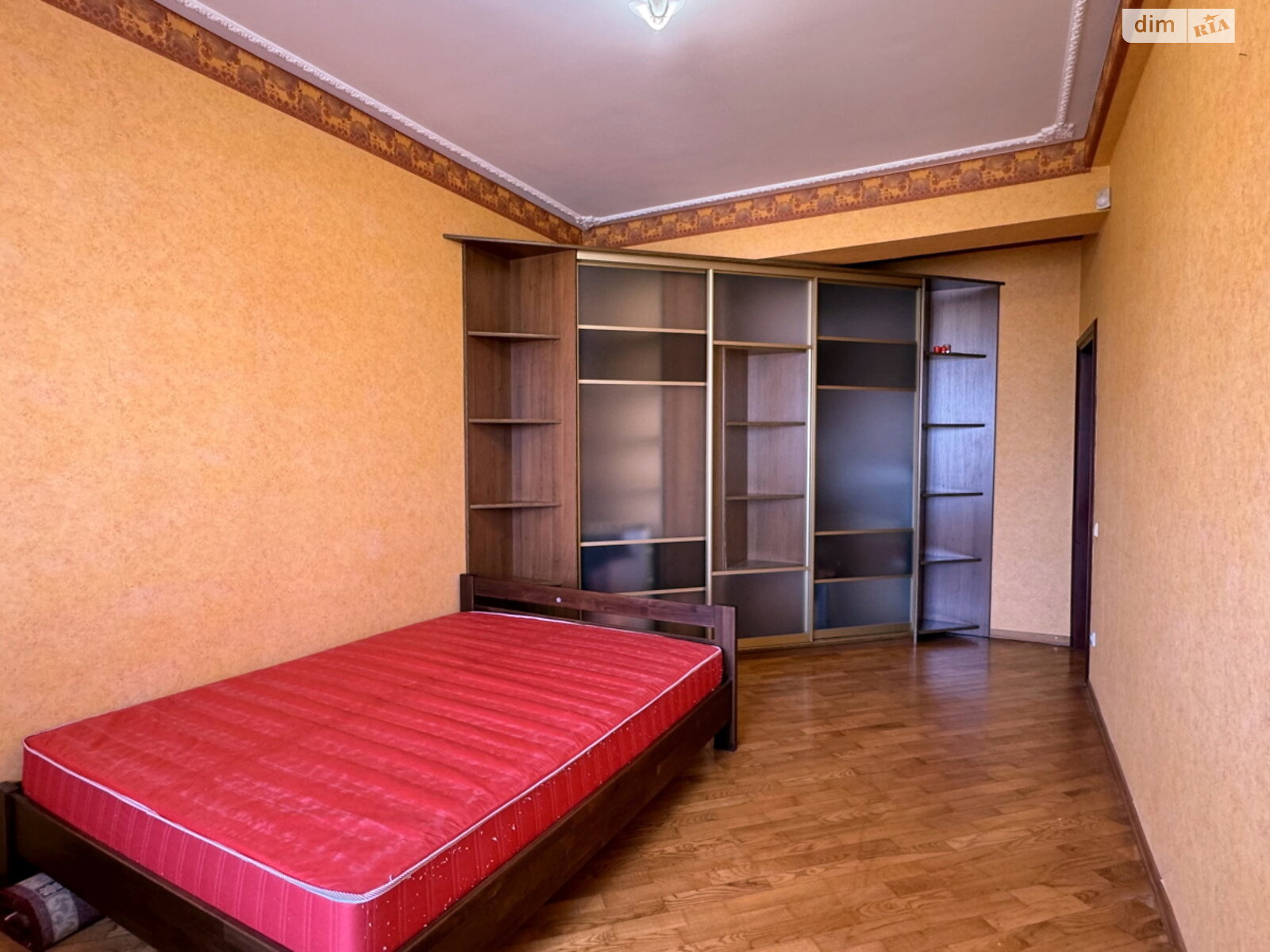 Продаж трикімнатної квартири в Львові, на вул. Петлюри Симона 34А, район Залізничний фото 1 Продаж трикімнатної квартири в Львові, на вул. Петлюри Симона 34А, район Залізничний фото 1