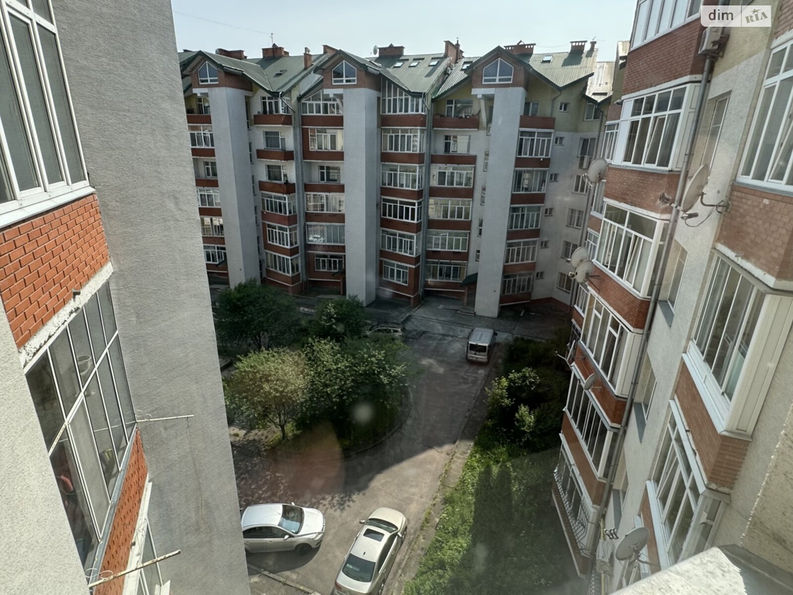 Продаж трикімнатної квартири в Львові, на вул. Петлюри Симона 34А, район Залізничний фото 1 Продаж трикімнатної квартири в Львові, на вул. Петлюри Симона 34А, район Залізничний фото 1