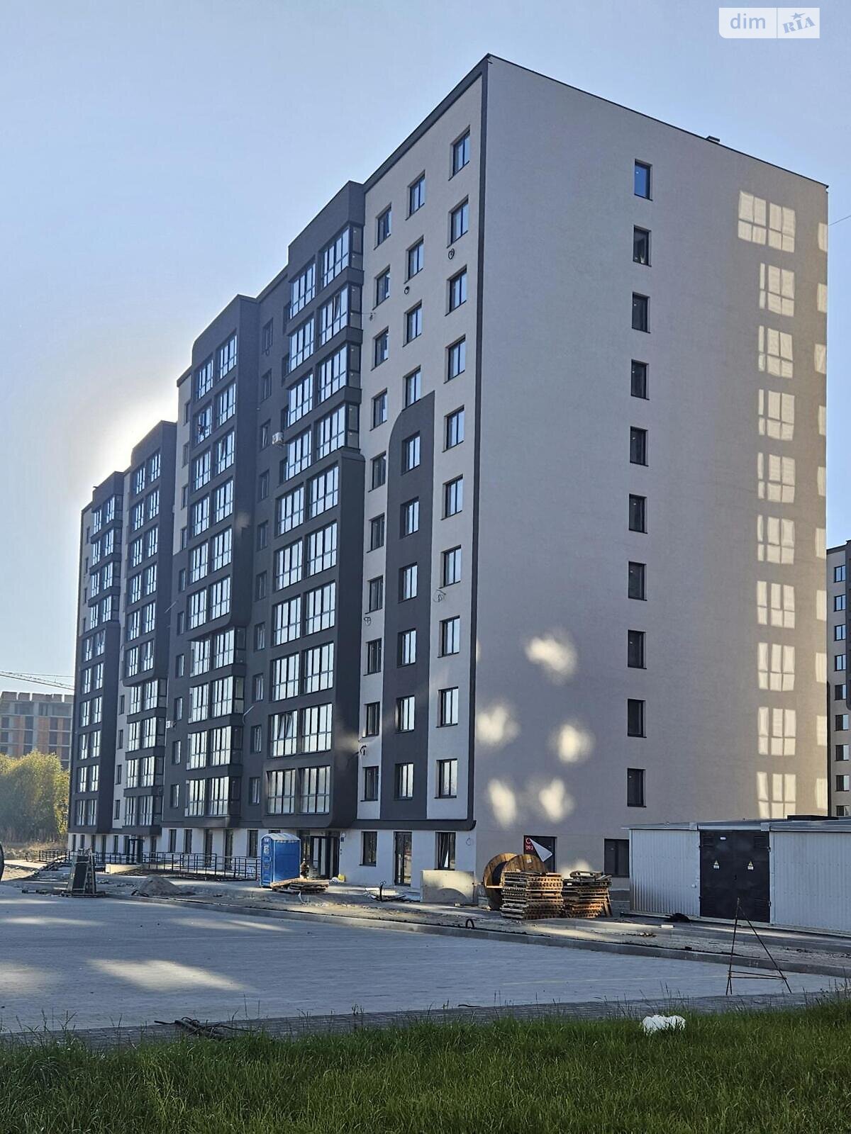 Продаж двокімнатної квартири в Львові, на вул. Роксоляни, район Залізничний фото 1 Продаж двокімнатної квартири в Львові, на вул. Роксоляни, район Залізничний фото 1
