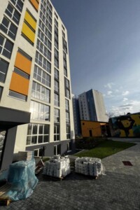 Продажа трехкомнатной квартиры в Львове, на ул. Рудненская 8, район Зализнычный фото 2
