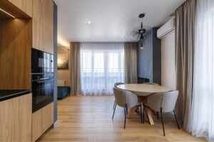 Продажа двухкомнатной квартиры в Львове, на ул. Шевченко Тараса 27, район Зализнычный фото 2
