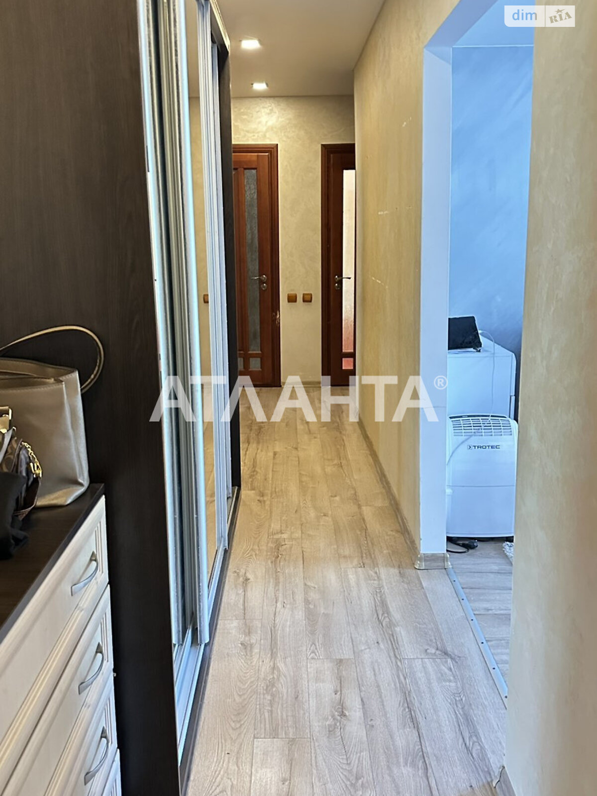 Продажа трехкомнатной квартиры в Львове, на ул. Выговского Ивана, район Зализнычный фото 1 Продажа трехкомнатной квартиры в Львове, на ул. Выговского Ивана, район Зализнычный фото 1