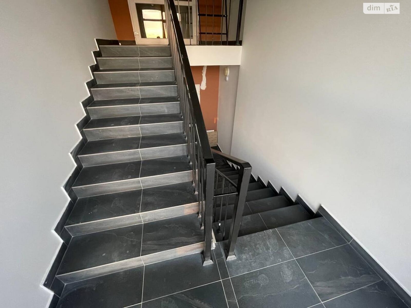 Продажа трехкомнатной квартиры в Львове, на ул. Гетьмана Ивана Мазепы 25Д, район Замарстынов фото 1 Продажа трехкомнатной квартиры в Львове, на ул. Гетьмана Ивана Мазепы 25Д, район Замарстынов фото 1