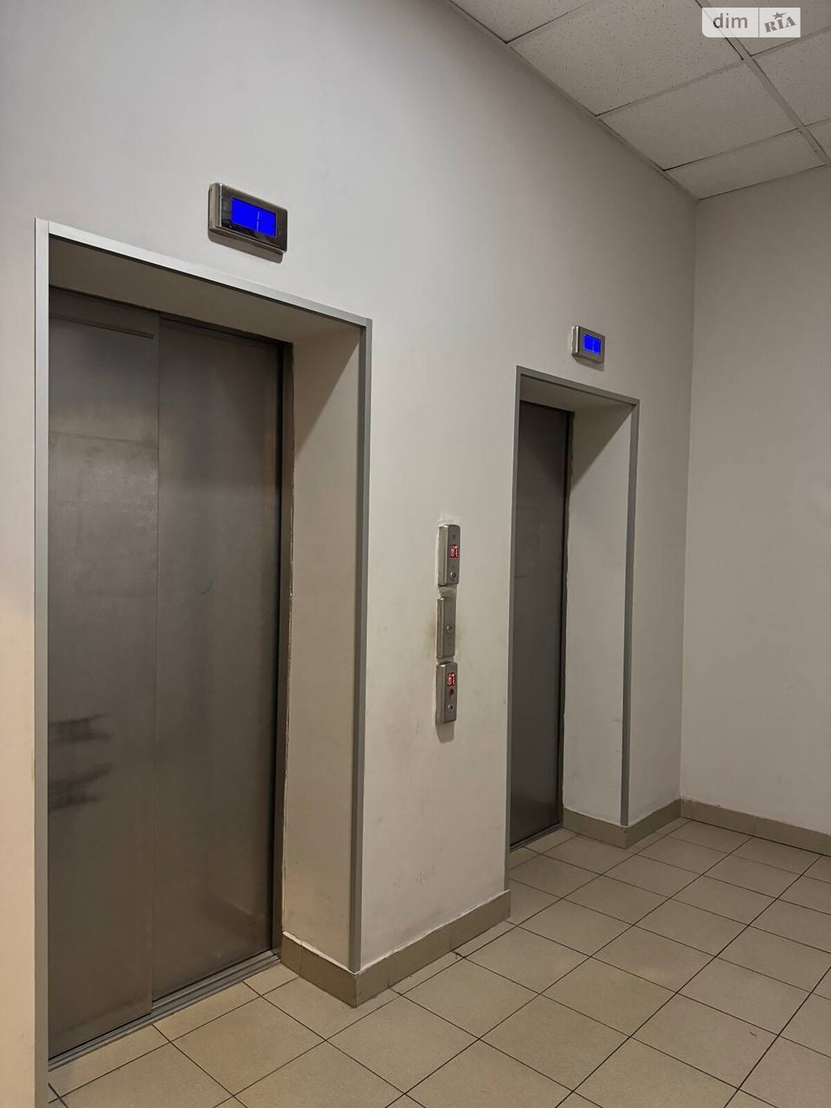 Продажа двухкомнатной квартиры в Львове, на ул. Линкольна Авраама 6А, район Замарстынов фото 1 Продажа двухкомнатной квартиры в Львове, на ул. Линкольна Авраама 6А, район Замарстынов фото 1