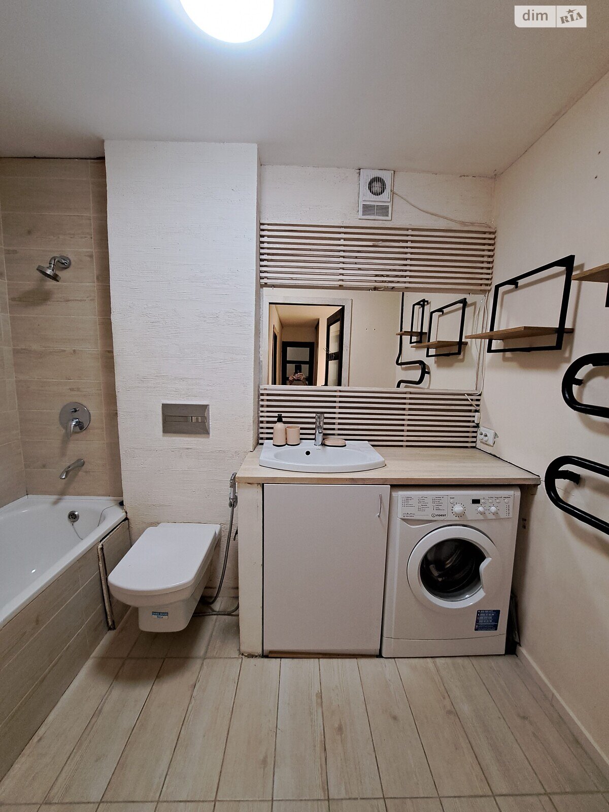 Продажа двухкомнатной квартиры в Львове, на ул. Миколайчука, район Замарстынов фото 1 Продажа двухкомнатной квартиры в Львове, на ул. Миколайчука, район Замарстынов фото 1