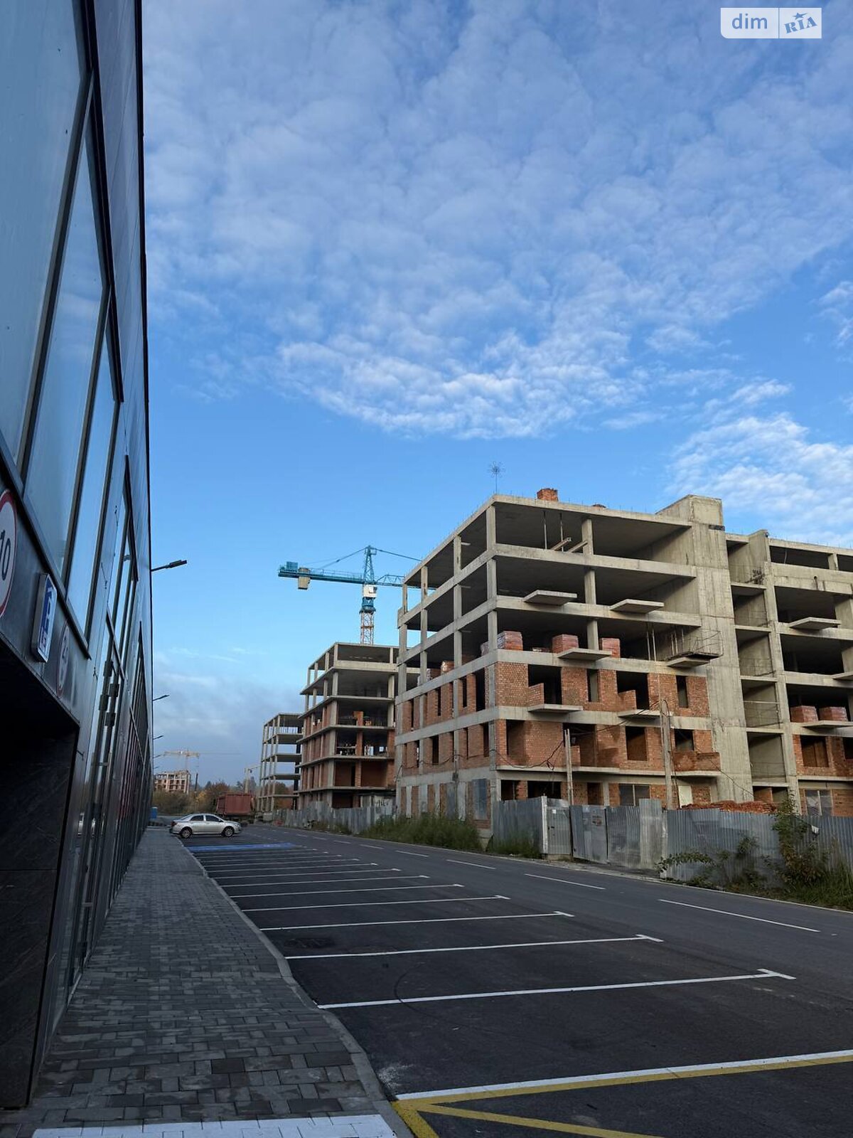 Продаж трикімнатної квартири в Львові, на вул. Орлика, район Замарстинів фото 1