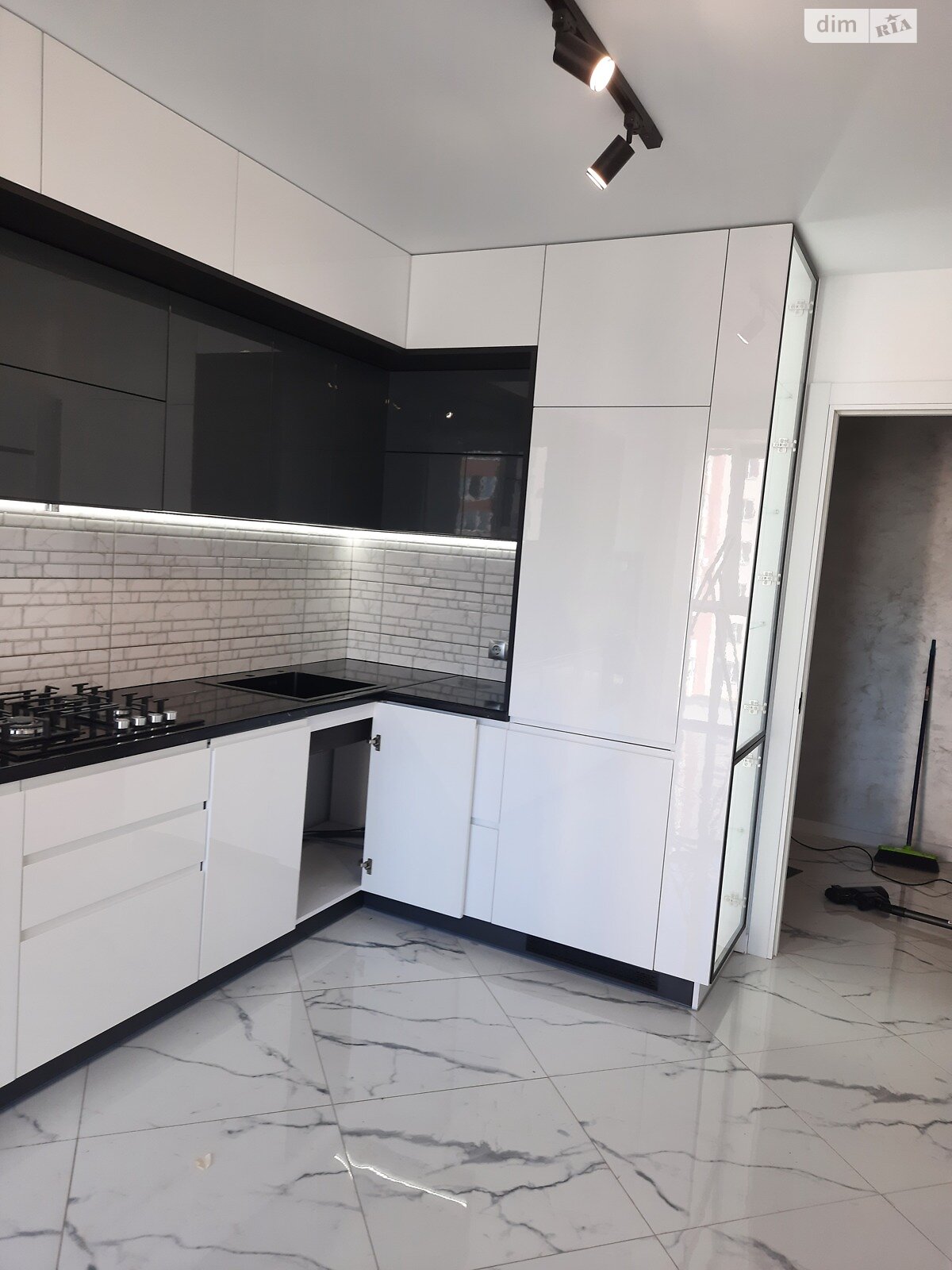Продажа двухкомнатной квартиры в Львове, на ул. Багалия 5А, кв. 64, район Збоища фото 1 Продажа двухкомнатной квартиры в Львове, на ул. Багалия 5А, кв. 64, район Збоища фото 1
