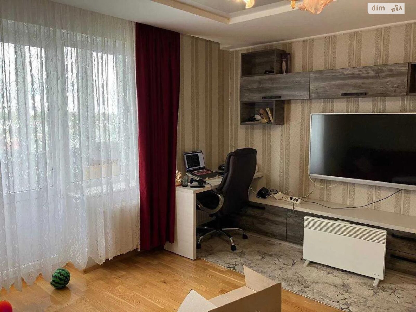 Продаж трикімнатної квартири в Львові, на вул. Хмельницького Богдана 275, район Збоїща фото 1 Продаж трикімнатної квартири в Львові, на вул. Хмельницького Богдана 275, район Збоїща фото 1