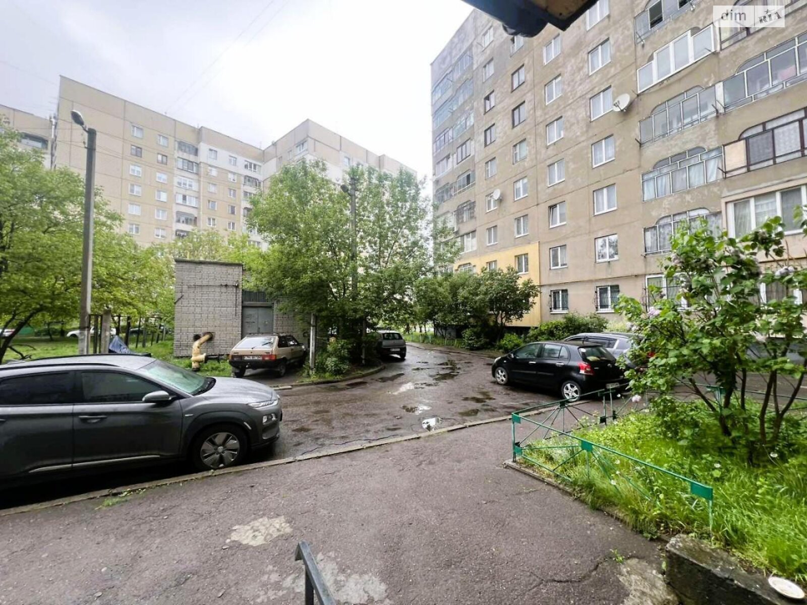 Продаж двокімнатної квартири в Львові, на вул. Хмельницького Богдана, район Збоїща фото 1 Продаж двокімнатної квартири в Львові, на вул. Хмельницького Богдана, район Збоїща фото 1