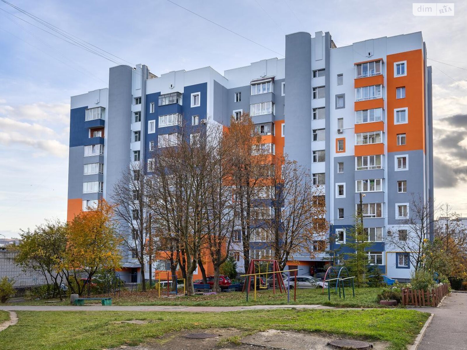 Продаж трикімнатної квартири в Львові, на вул. Хмельницького Богдана 271, район Збоїща фото 1