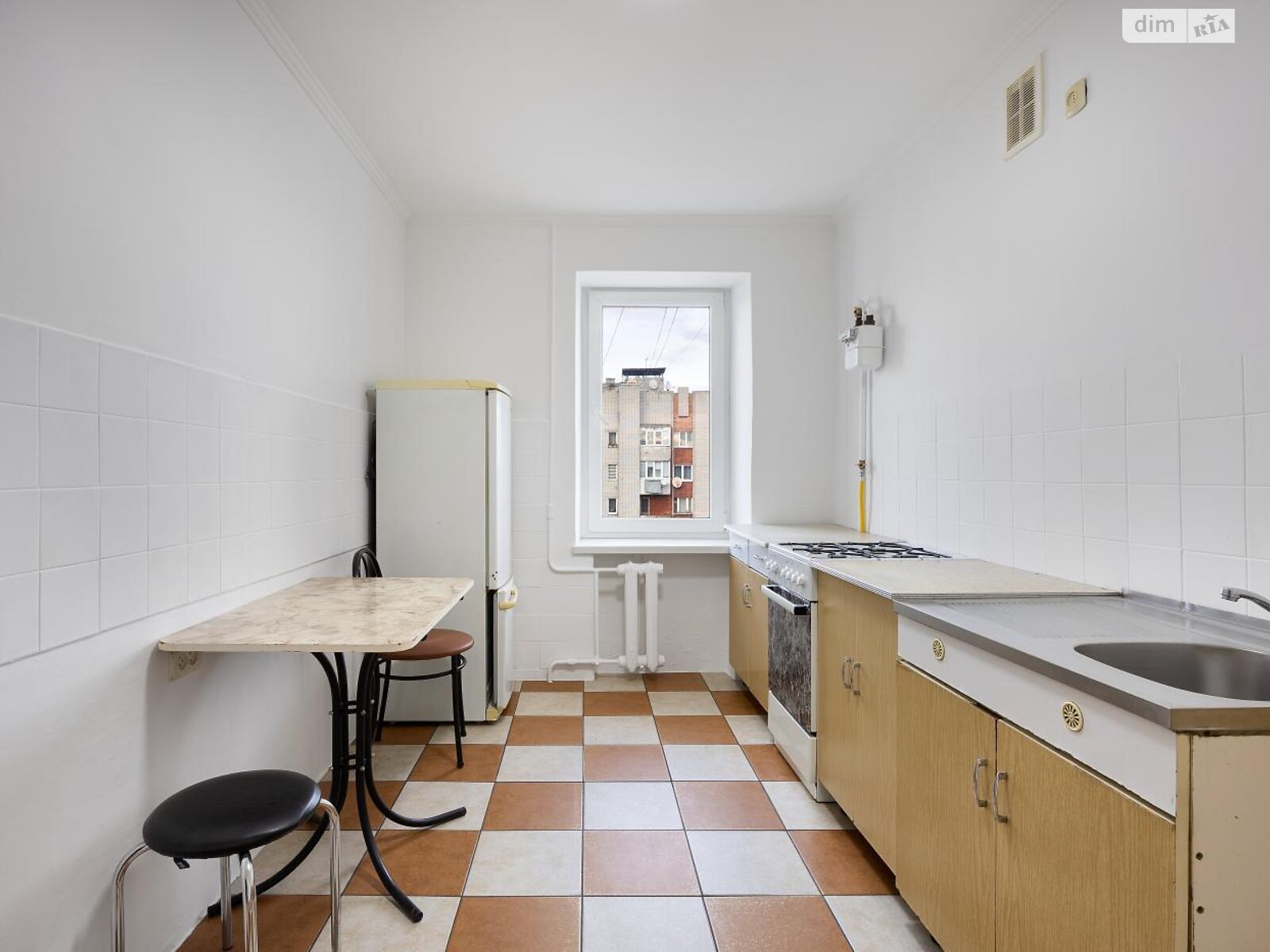 Продаж трикімнатної квартири в Львові, на вул. Хмельницького Богдана 271, район Збоїща фото 1