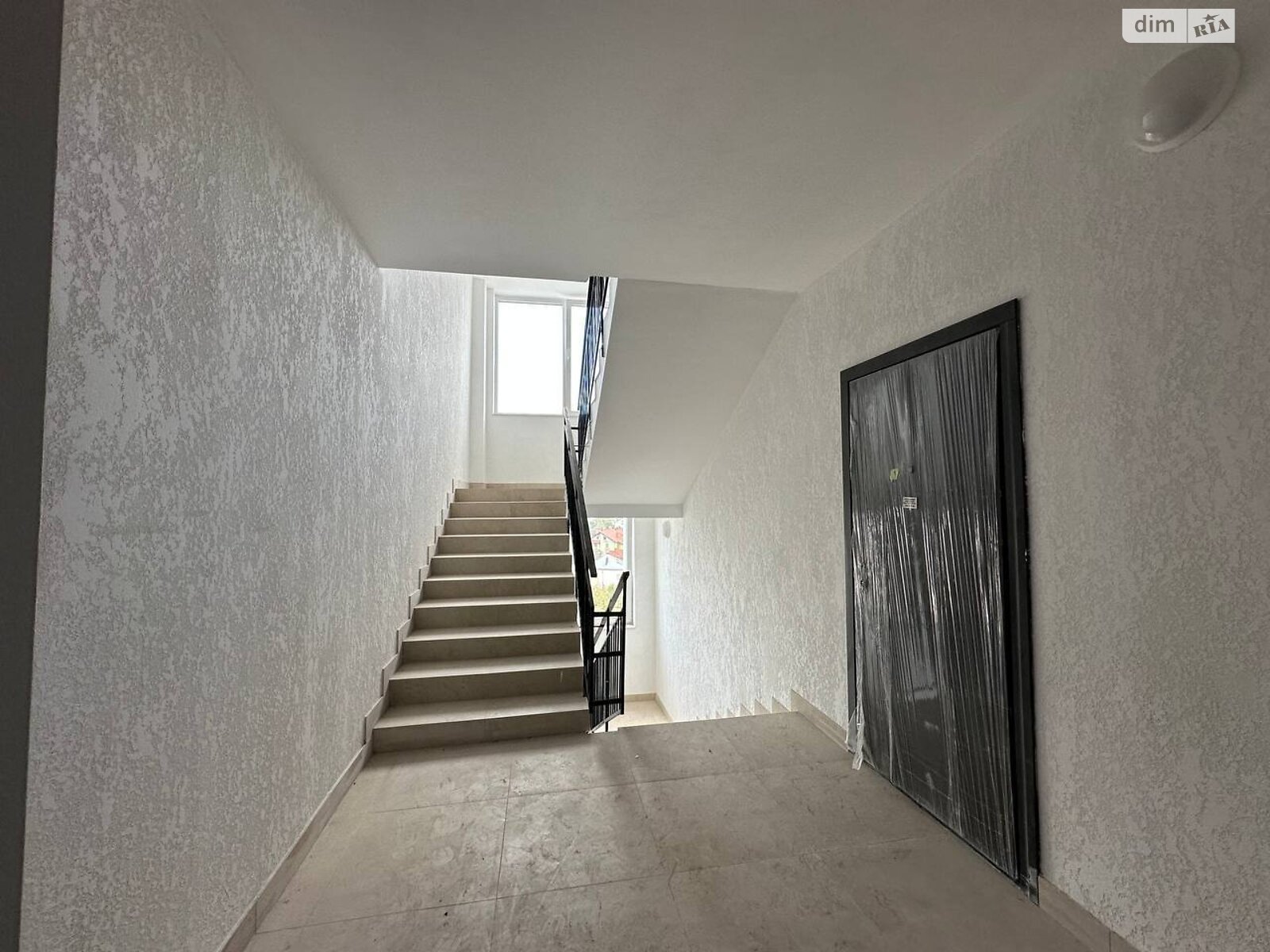 Продаж однокімнатної квартири в Львові, на вул. Очеретяна 11, район Збоїща фото 1 Продаж однокімнатної квартири в Львові, на вул. Очеретяна 11, район Збоїща фото 1