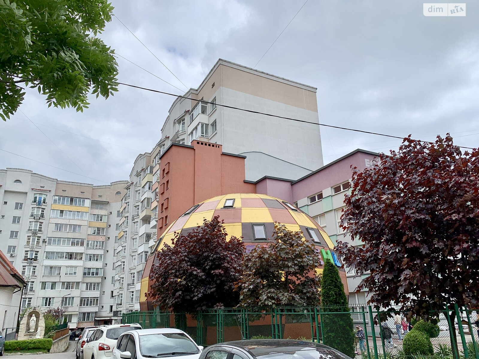 Продаж трикімнатної квартири в Львові, на вул. Плугова 10, район Збоїща фото 1 Продаж трикімнатної квартири в Львові, на вул. Плугова 10, район Збоїща фото 1
