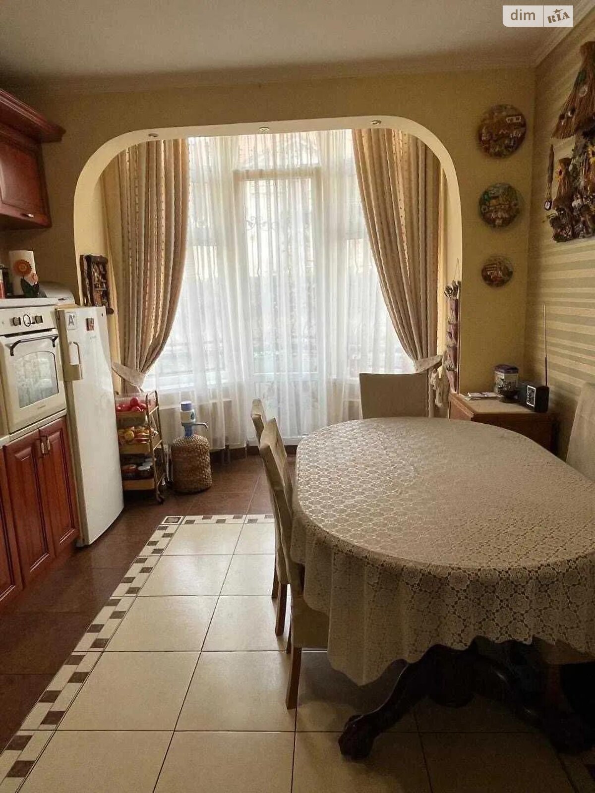 Продажа трехкомнатной квартиры в Львове, на ул. Плуговая 5, район Збоища фото 1 Продажа трехкомнатной квартиры в Львове, на ул. Плуговая 5, район Збоища фото 1