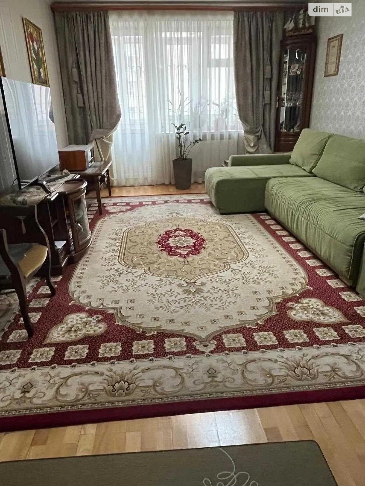 Продажа трехкомнатной квартиры в Львове, на ул. Плуговая 5, район Збоища фото 1 Продажа трехкомнатной квартиры в Львове, на ул. Плуговая 5, район Збоища фото 1
