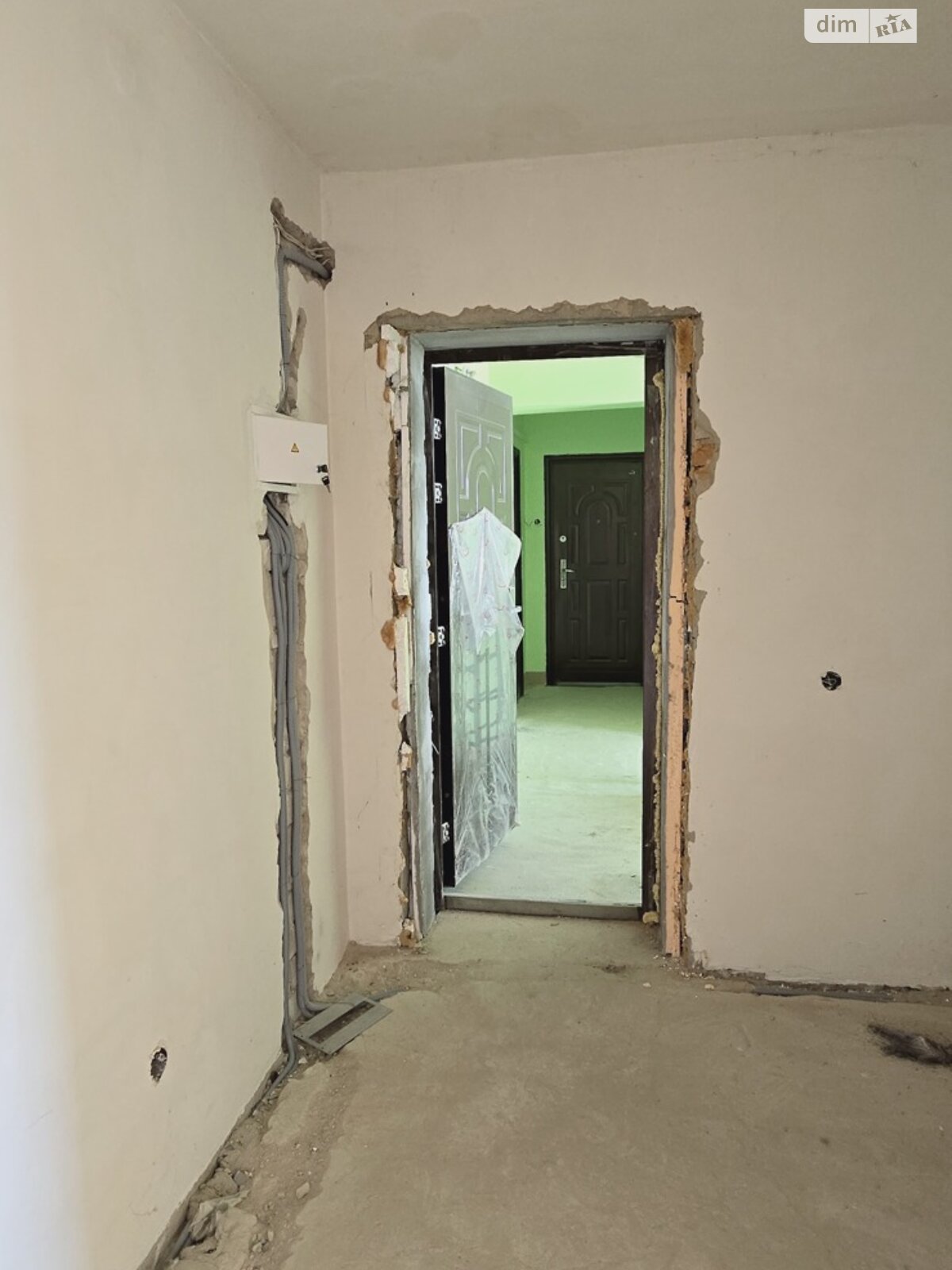 Продаж трикімнатної квартири в Лисянці, на вул. Поштова, фото 1 Продаж трикімнатної квартири в Лисянці, на вул. Поштова, фото 1