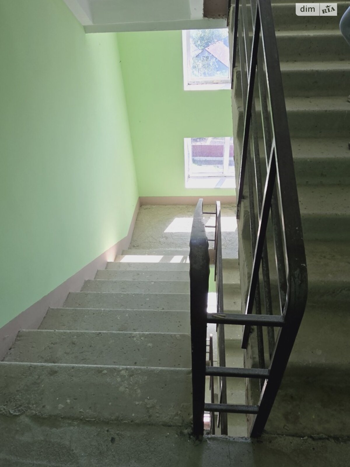 Продаж трикімнатної квартири в Лисянці, на вул. Поштова, фото 1 Продаж трикімнатної квартири в Лисянці, на вул. Поштова, фото 1