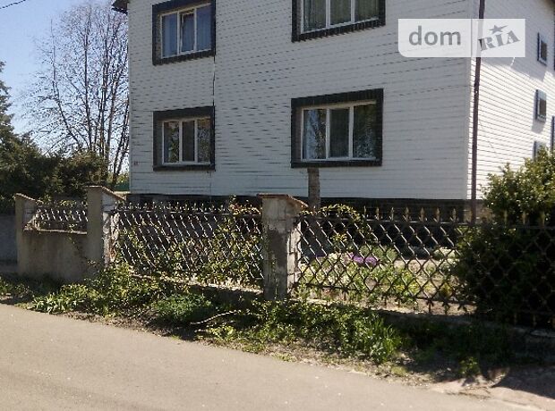 Продажа восьмикомнатной квартиры в Любомле, на Київська 2 район Вишнов фото 1
