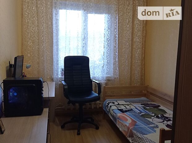 Продажа трехкомнатной квартиры в Макарове, на проектна район Макаров фото 1 Продажа трехкомнатной квартиры в Макарове, на проектна район Макаров фото 1