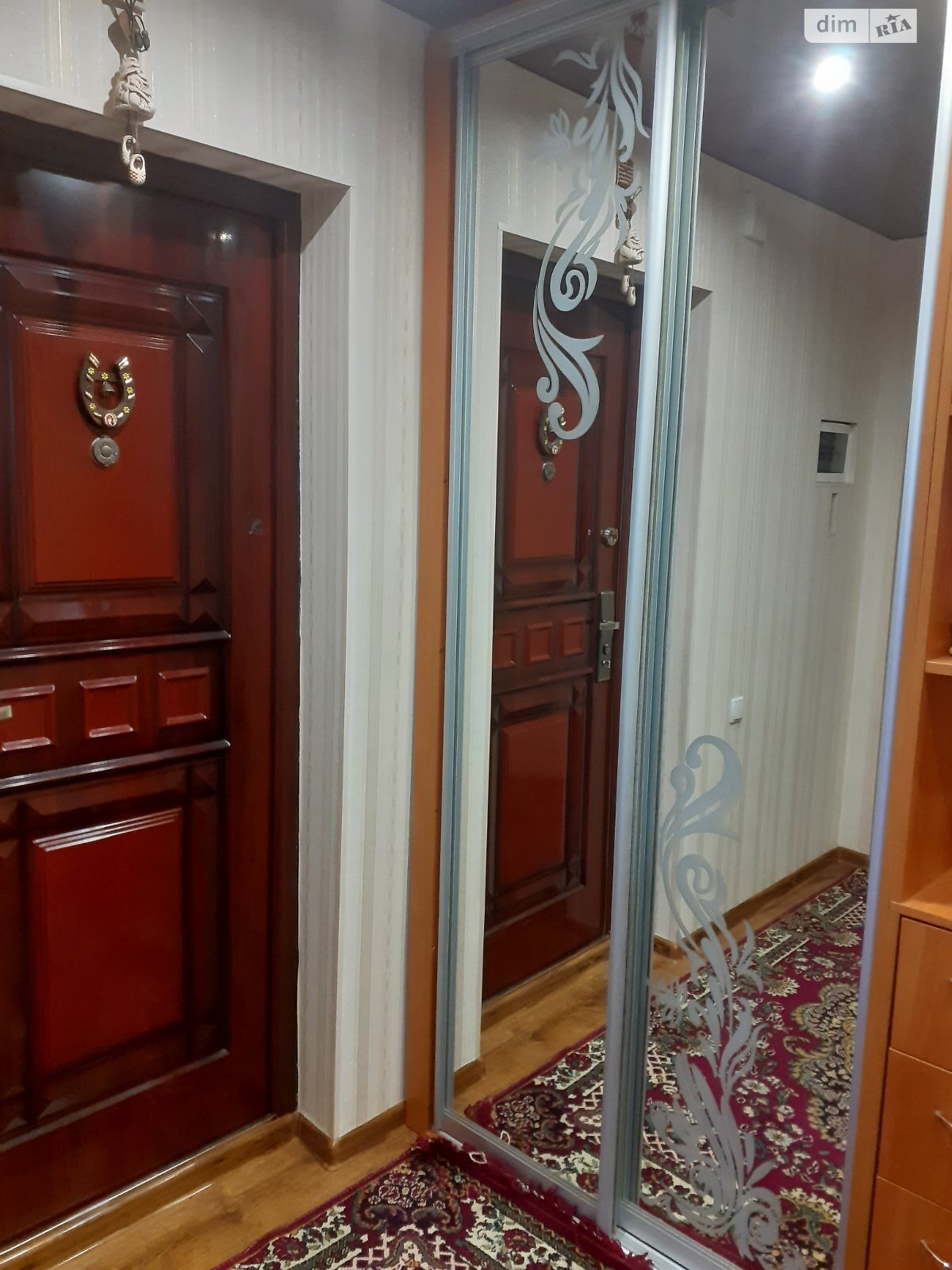Продаж трикімнатної квартири в Мартинівському, на вул. Бос-2 31, фото 1 Продаж трикімнатної квартири в Мартинівському, на вул. Бос-2 31, фото 1