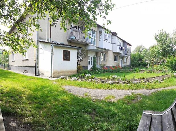 Продажа трехкомнатной квартиры в Межгорье, на Борканюка 21 район Межгорье фото 1 Продажа трехкомнатной квартиры в Межгорье, на Борканюка 21 район Межгорье фото 1