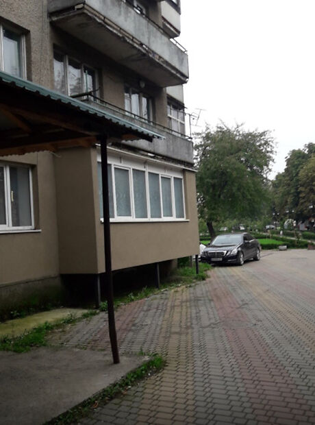 Продажа трехкомнатной квартиры в Межгорье, район Межгорье фото 1 Продажа трехкомнатной квартиры в Межгорье, район Межгорье фото 1