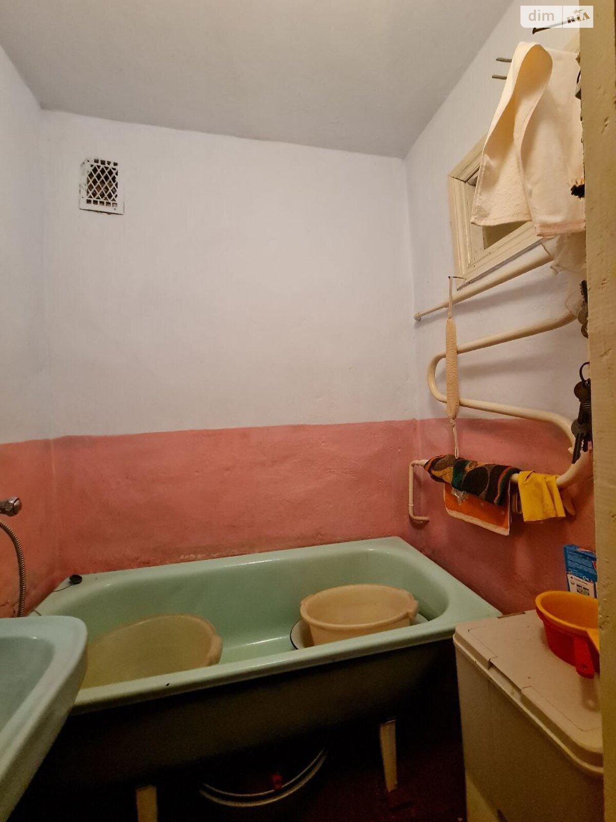 Продажа трехкомнатной квартиры в Михайловке, на ул. Центральная 54, фото 1 Продажа трехкомнатной квартиры в Михайловке, на ул. Центральная 54, фото 1