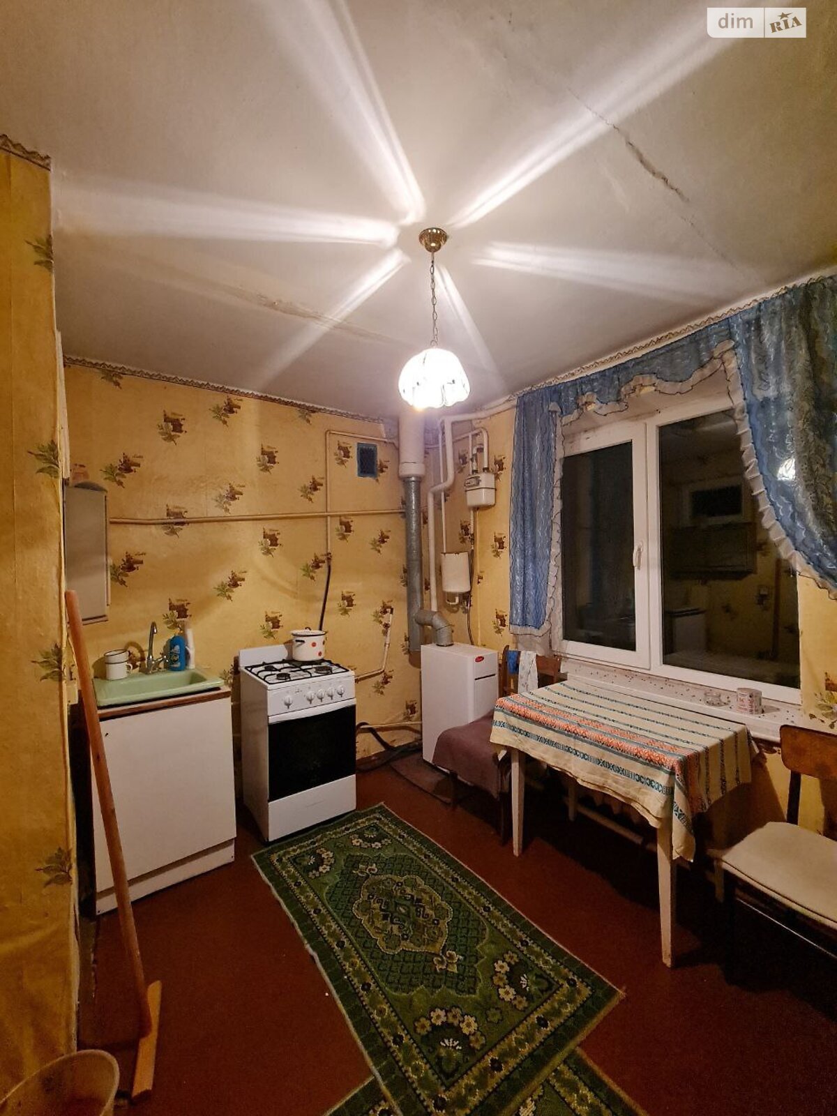 Продажа трехкомнатной квартиры в Михайловке, на ул. Центральная 54, фото 1 Продажа трехкомнатной квартиры в Михайловке, на ул. Центральная 54, фото 1