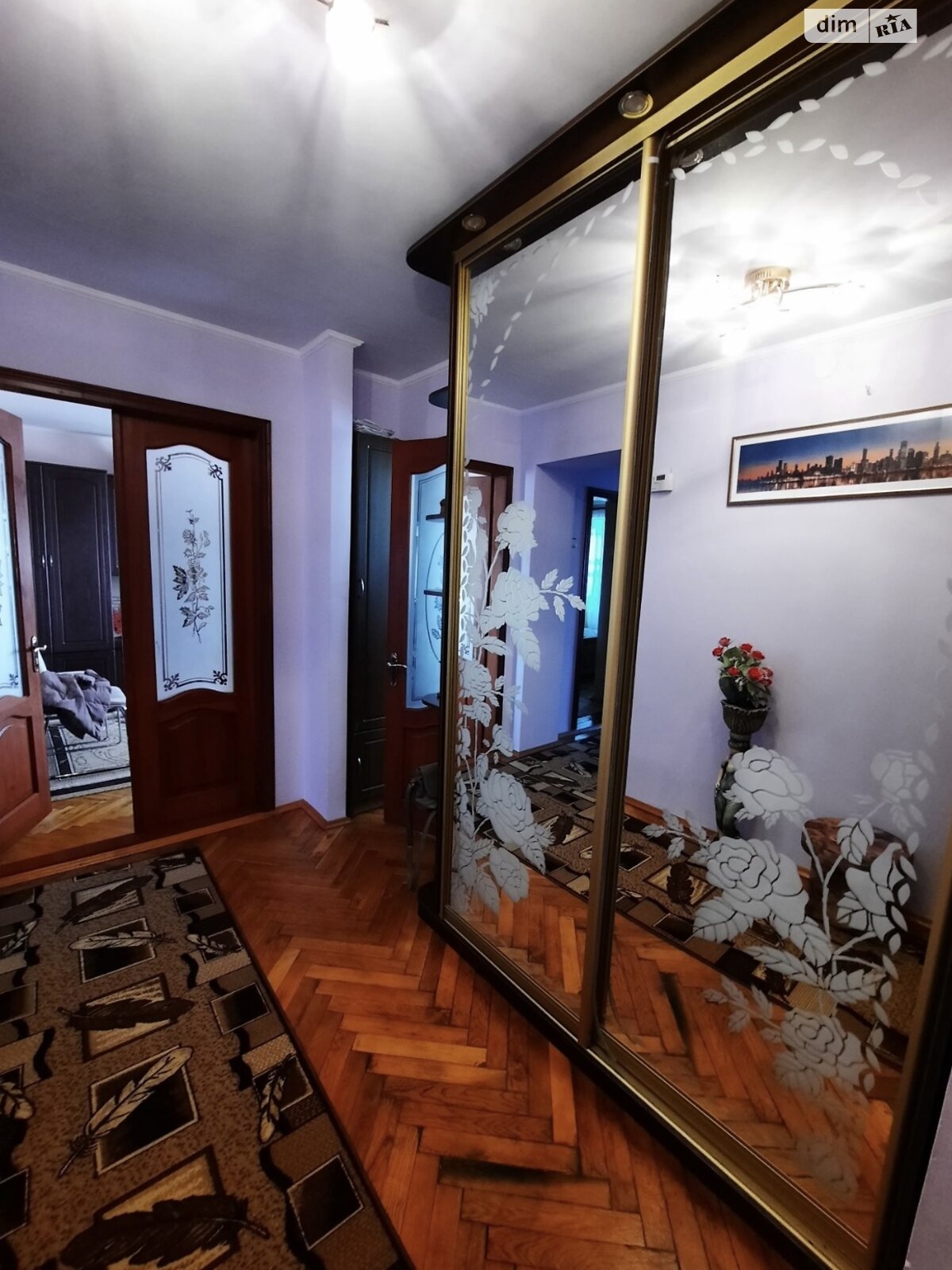 Продажа трехкомнатной квартиры в Микулинцах, на ул. Грушевского, фото 1 Продажа трехкомнатной квартиры в Микулинцах, на ул. Грушевского, фото 1