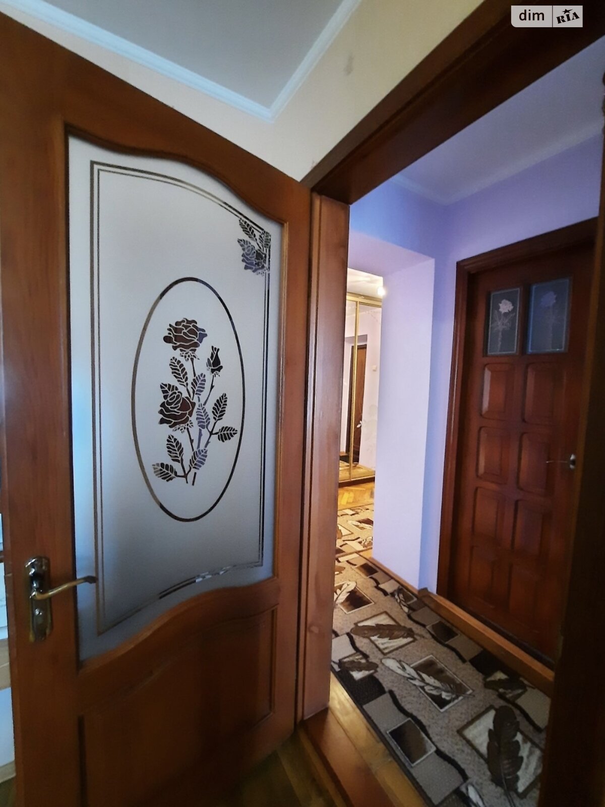 Продажа трехкомнатной квартиры в Микулинцах, на ул. Грушевского, фото 1 Продажа трехкомнатной квартиры в Микулинцах, на ул. Грушевского, фото 1
