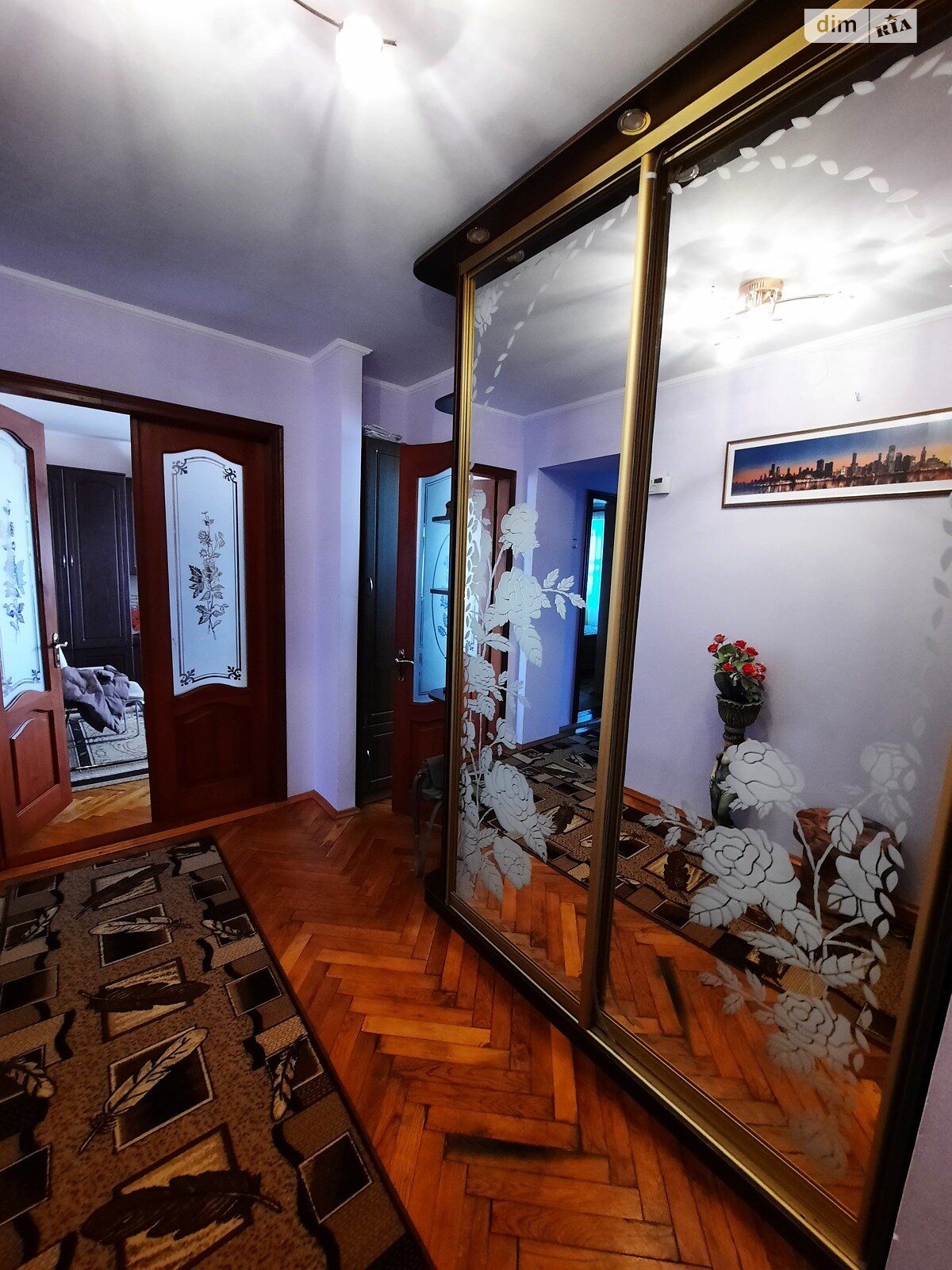 Продажа трехкомнатной квартиры в Микулинцах, на ул. Грушевского, фото 1 Продажа трехкомнатной квартиры в Микулинцах, на ул. Грушевского, фото 1