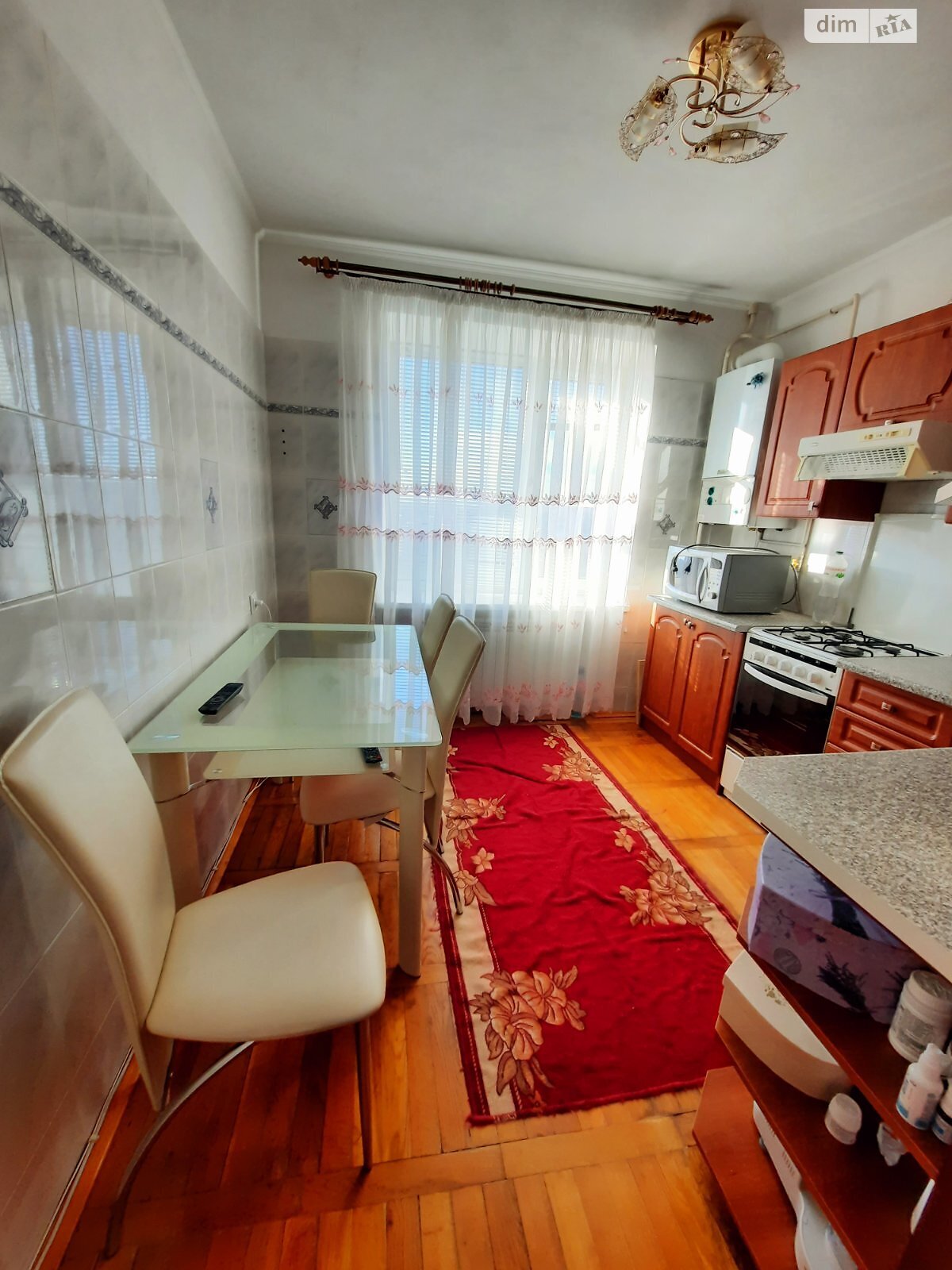 Продажа трехкомнатной квартиры в Микулинцах, на ул. Грушевского, фото 1 Продажа трехкомнатной квартиры в Микулинцах, на ул. Грушевского, фото 1