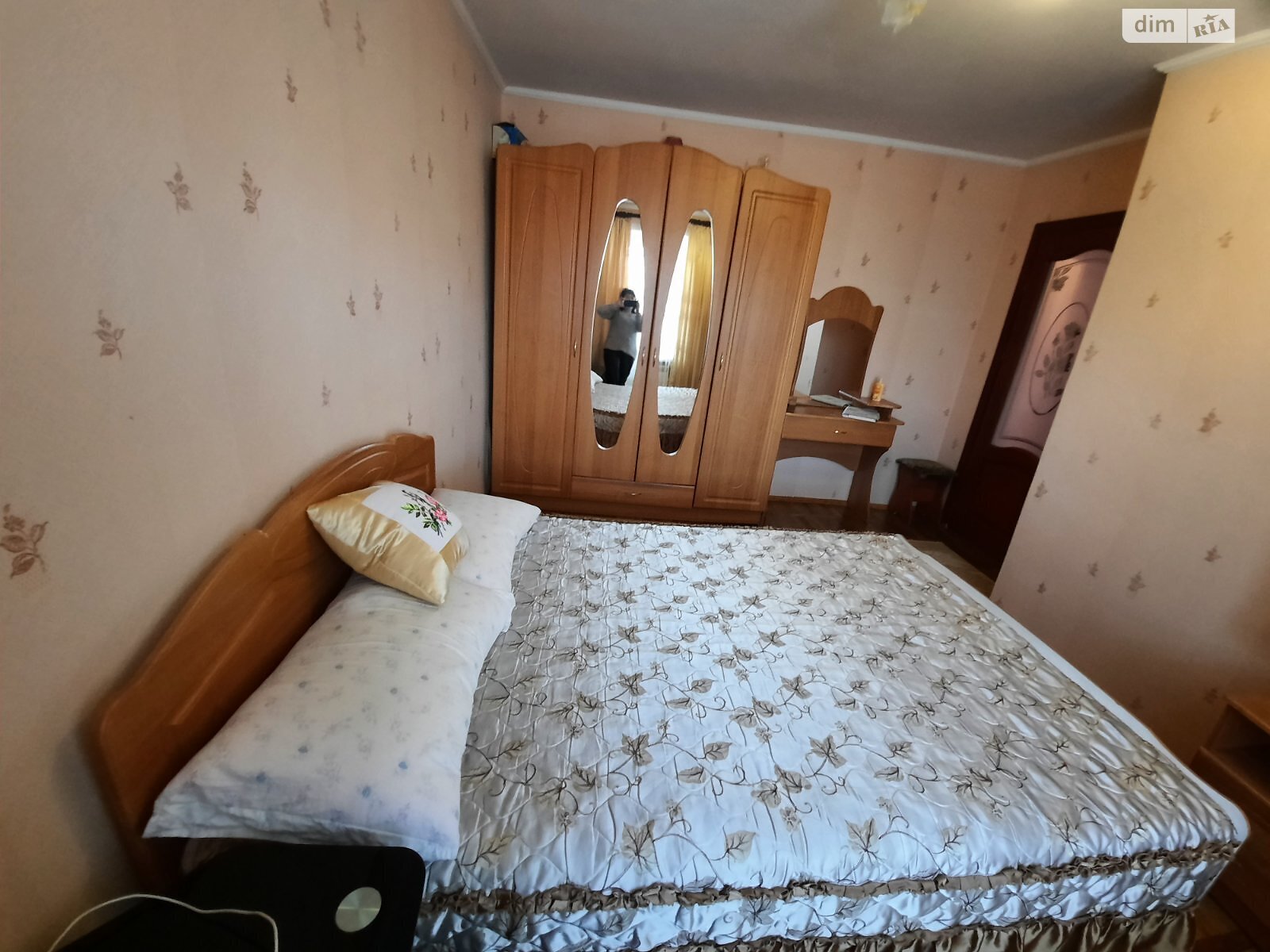 Продажа трехкомнатной квартиры в Микулинцах, на ул. Грушевского, фото 1 Продажа трехкомнатной квартиры в Микулинцах, на ул. Грушевского, фото 1