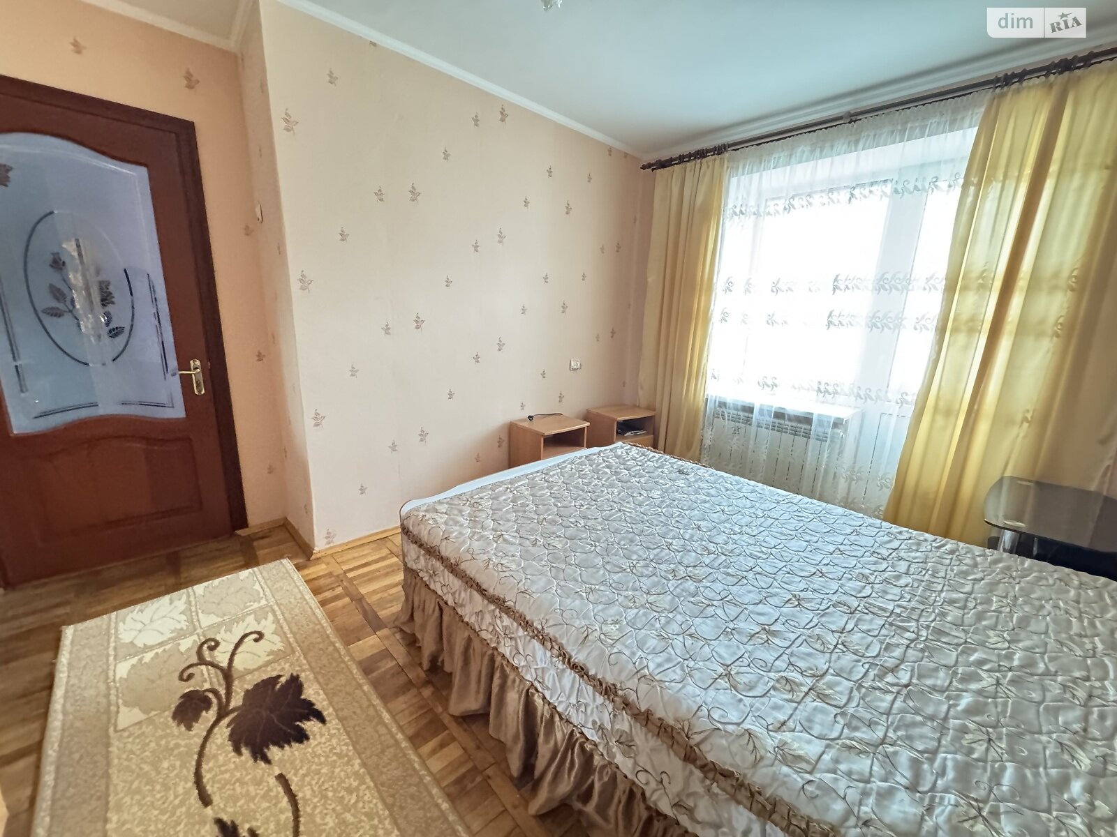 Продажа трехкомнатной квартиры в Микулинцах, на ул. Грушевского, фото 1
