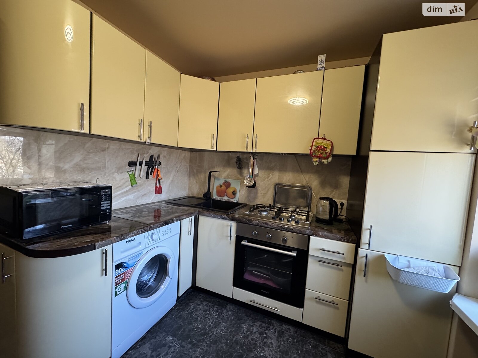 Продажа трехкомнатной квартиры в Микулинцах, на ул. Тернопольская, фото 1 Продажа трехкомнатной квартиры в Микулинцах, на ул. Тернопольская, фото 1