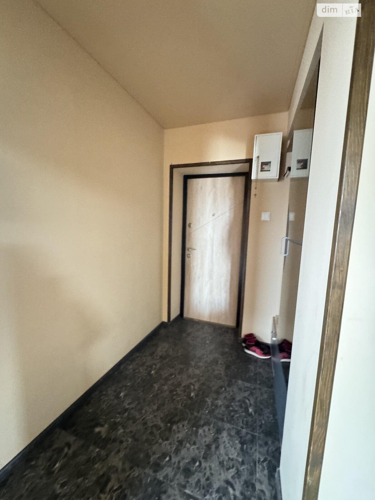 Продажа трехкомнатной квартиры в Микулинцах, на ул. Тернопольская, фото 1 Продажа трехкомнатной квартиры в Микулинцах, на ул. Тернопольская, фото 1