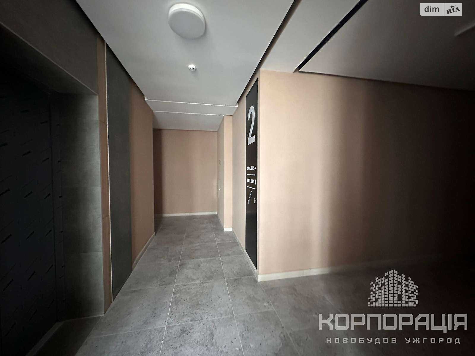 Продажа трехкомнатной квартиры в Минае, на ул. Августина Волошина 2, фото 1 Продажа трехкомнатной квартиры в Минае, на ул. Августина Волошина 2, фото 1