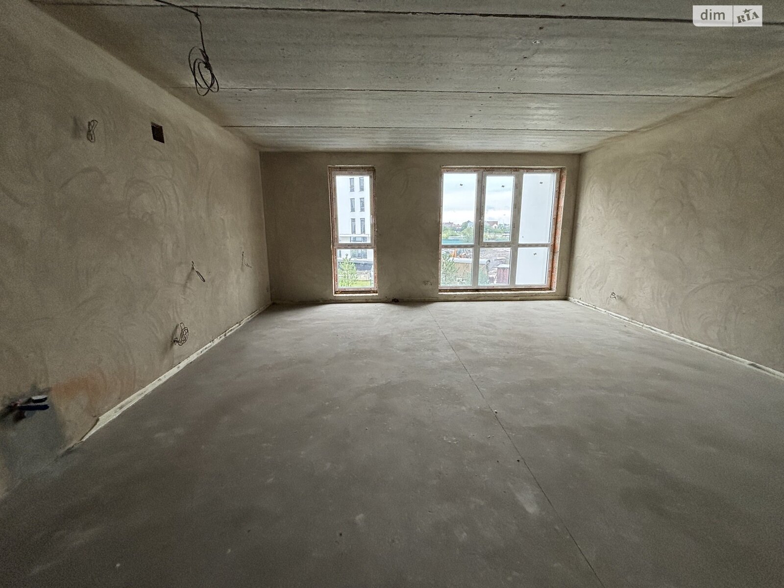 Продаж трикімнатної квартири в Минаї, на вул. Августина Волошина 22, кв. 305, фото 1