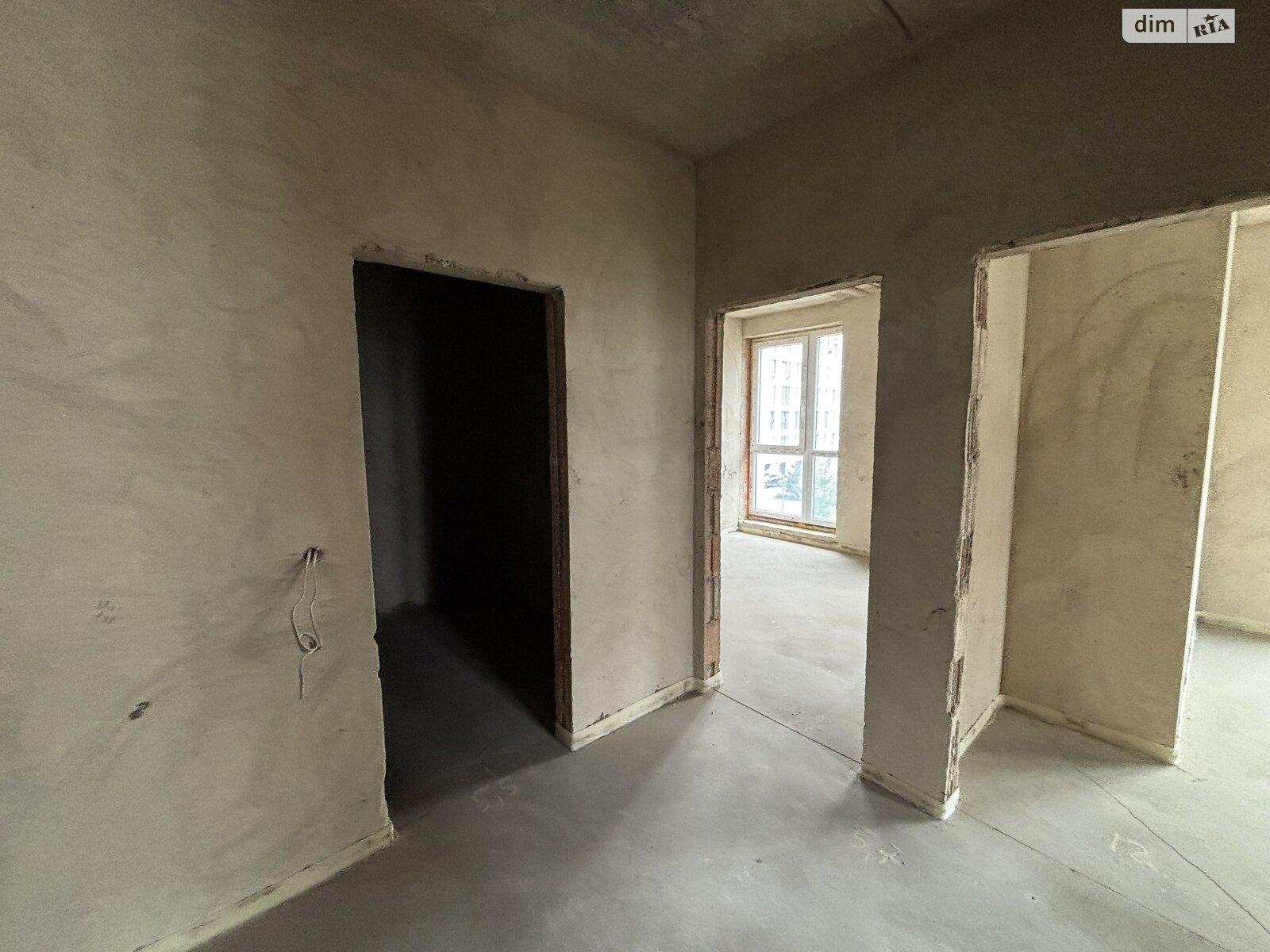 Продаж трикімнатної квартири в Минаї, на вул. Августина Волошина 22, кв. 305, фото 1